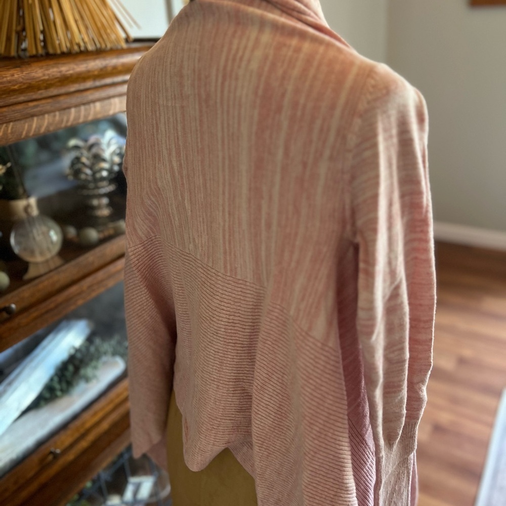 Prana pink comfy cardigan with no closure - Picture 6 of 8